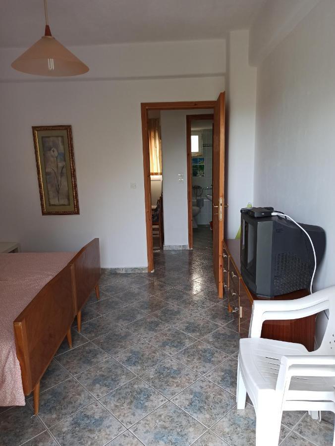 Anastasia - Efthimios Apartments Agios Konstantinos  Экстерьер фото